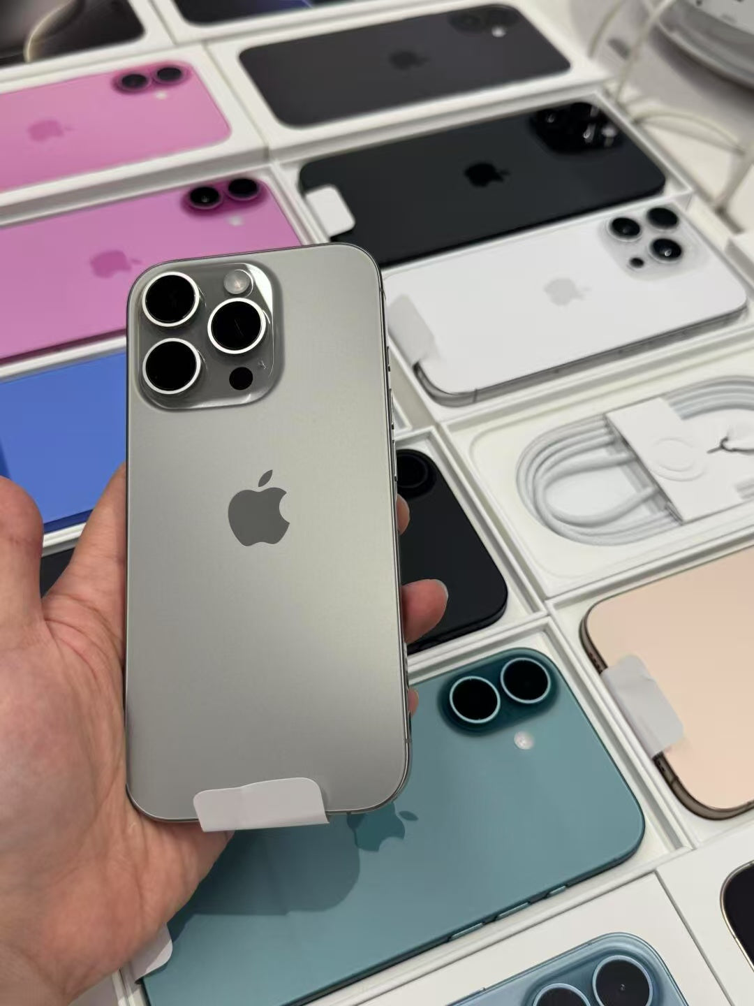 Refurbished 16 Pro & Max Unlocked Version